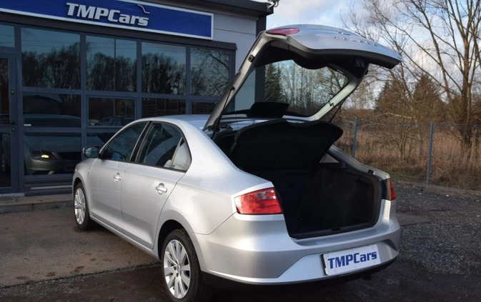 Seat Toledo cena 29900 przebieg: 130400, rok produkcji 2013 z Żelechów małe 529